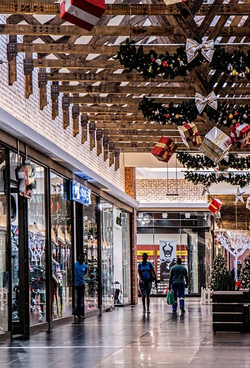 shopping-mall-522619_1920 shopping-mall-522619_1920